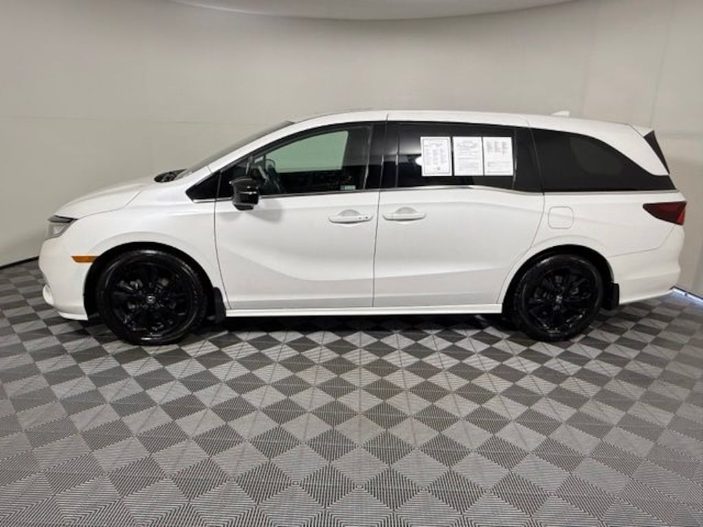 Used 2024 Honda Odyssey Sport Van