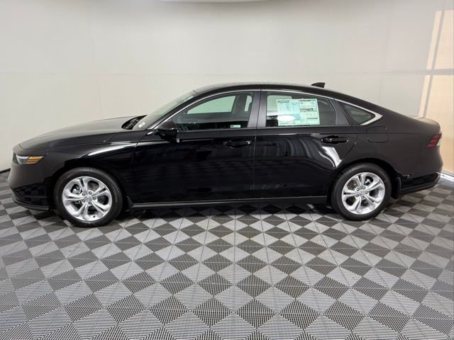 2025 Honda Accord LX photo 3