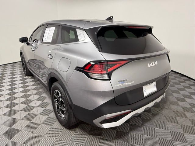 2025 Kia Sportage LX photo 4