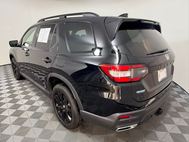2025 Honda Pilot Black Edition photo 2