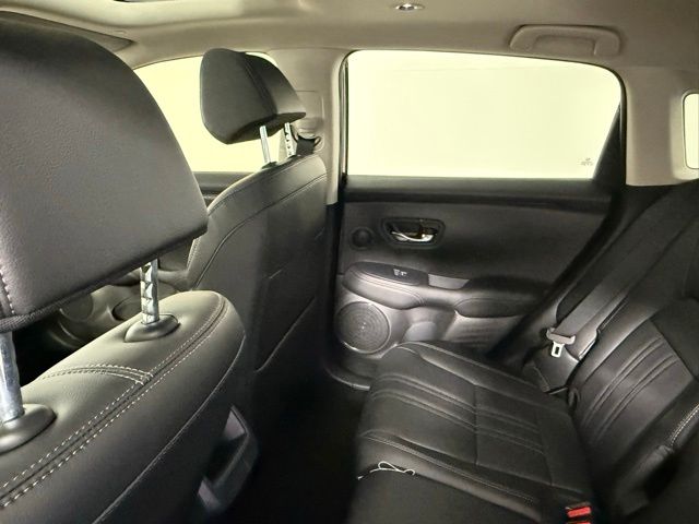 2027 Honda HR-V EX-L - Photo 36