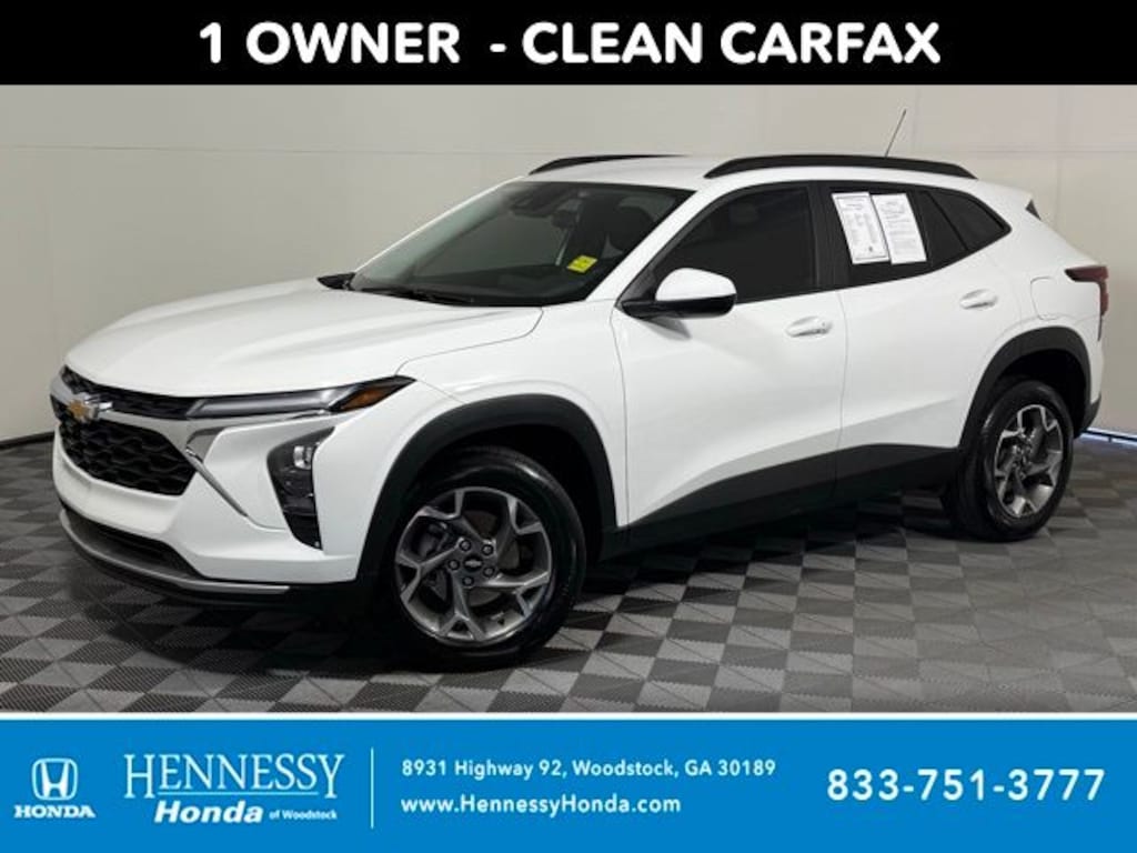 Used 2025 Chevrolet Trax LT SUV