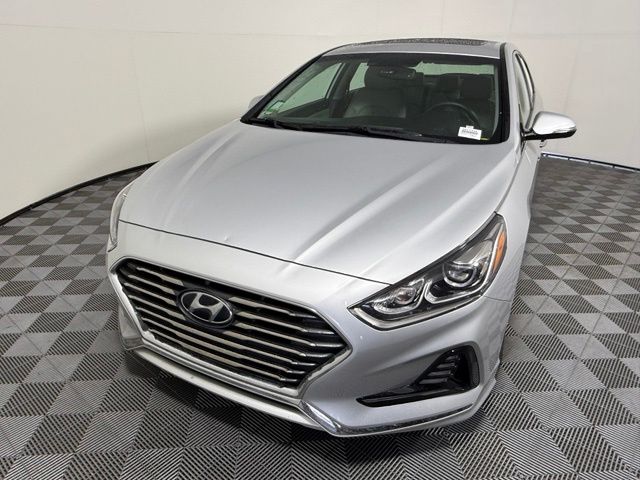 Used 2018 Hyundai Sonata Limited with VIN 5NPE34AF0JH612579 for sale in Woodstock, GA