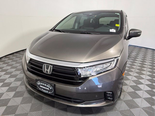 Used 2023 Honda Odyssey Touring Van