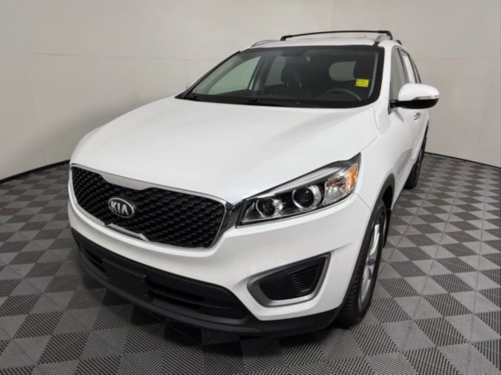 Used 2017 Kia Sorento 2.4L LX SUV