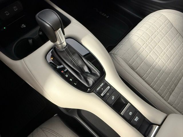 2026 Honda HR-V LX - Photo 25