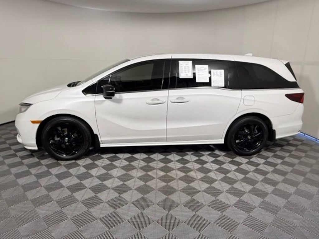 Used 2024 Honda Odyssey Sport Van