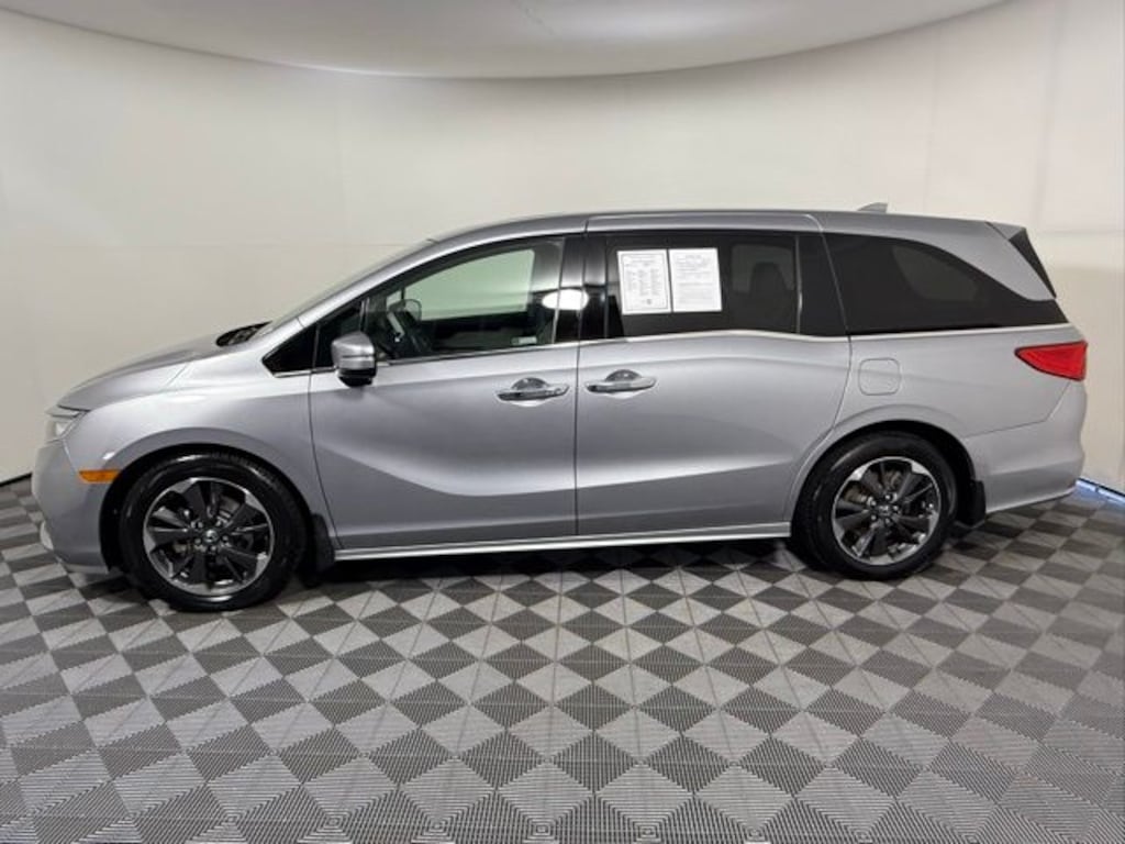 Used 2022 Honda Odyssey Elite Van