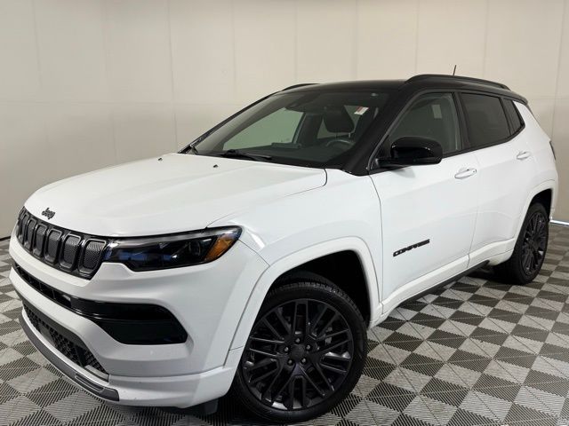 2022 Jeep Compass Limited photo 2