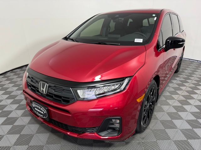 2026 Honda Odyssey photo 2