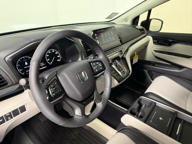 2026 Honda Odyssey Elite - Photo 15