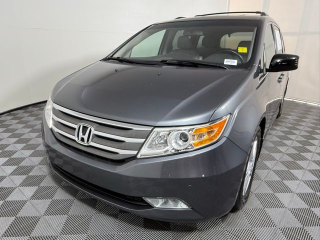 Used 2013 Honda Odyssey Touring with VIN 5FNRL5H98DB018770 for sale in Woodstock, GA