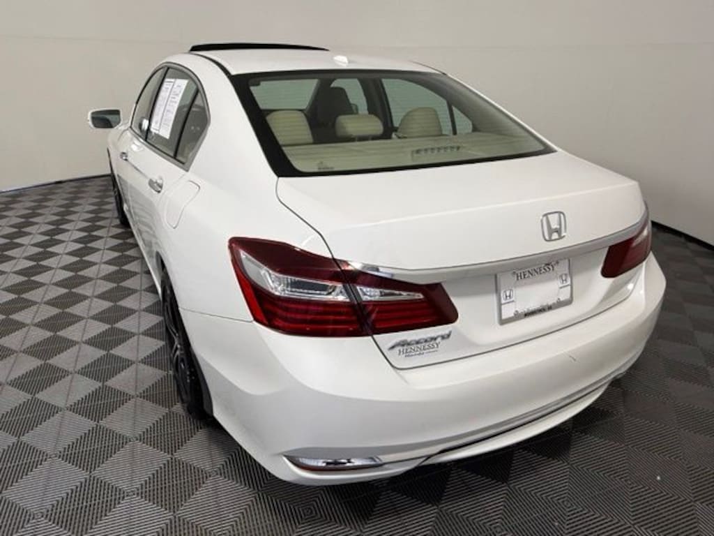 Used 2017 Honda Accord EX-L Sedan