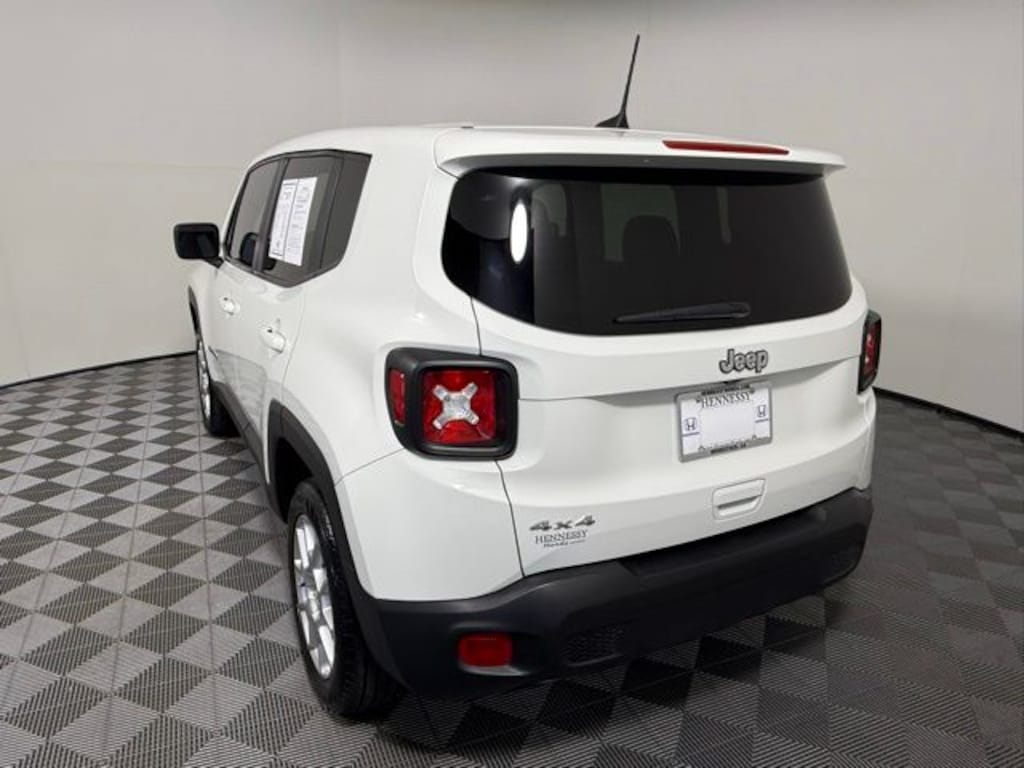 Used 2023 Jeep Renegade Latitude SUV
