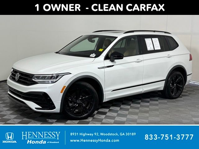 2024 Volkswagen Tiguan 2.0T SE R-Line Black's photo