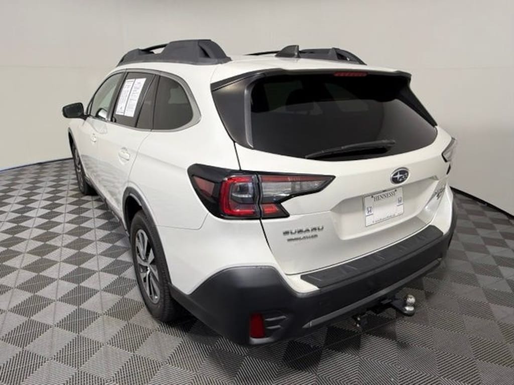 Used 2020 Subaru Outback Premium SUV