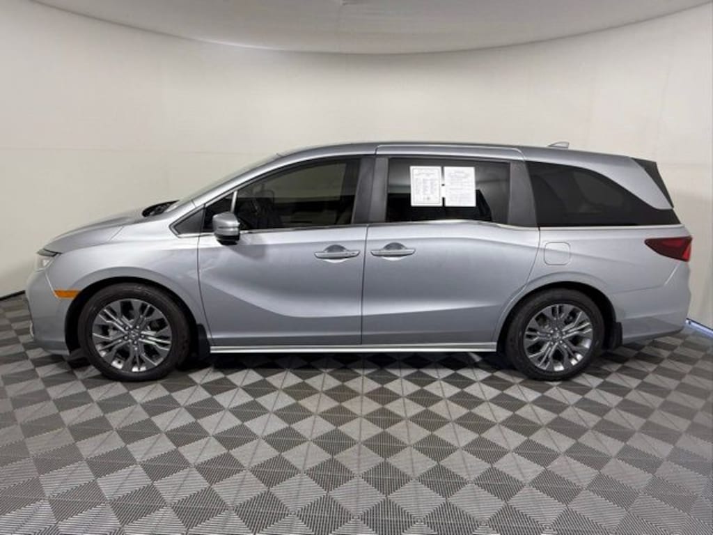 Used 2026 Honda Odyssey Touring Van Passenger