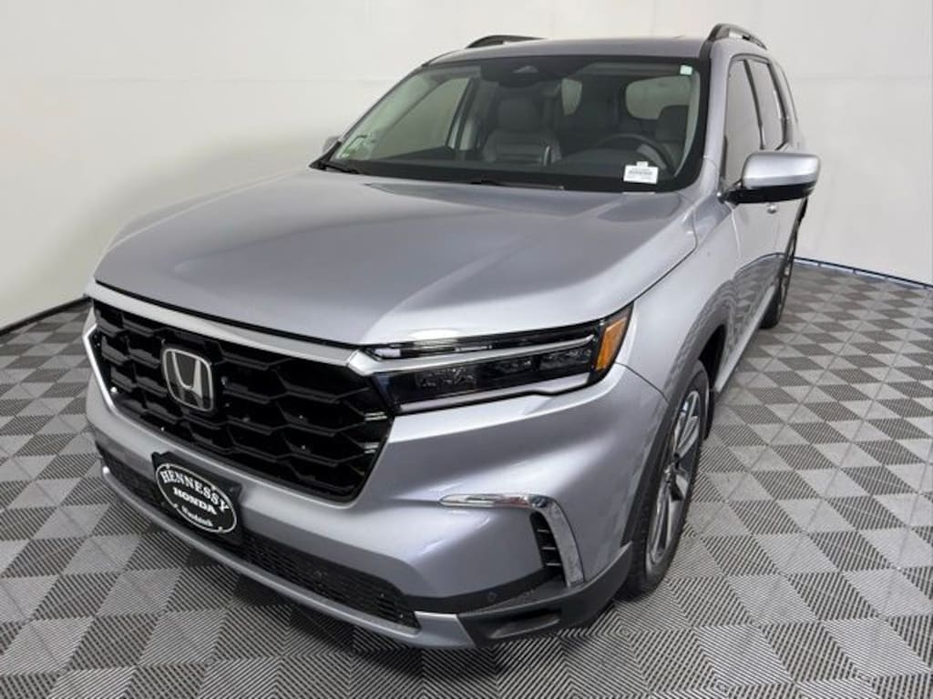New 2025 Honda Pilot Touring SUV