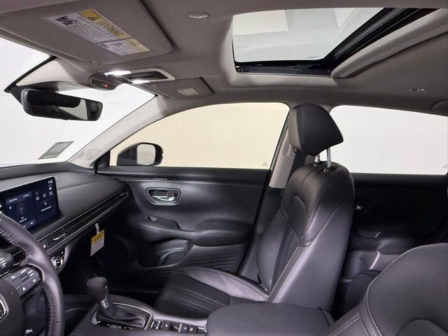 2027 Honda HR-V EX-L - Photo 32