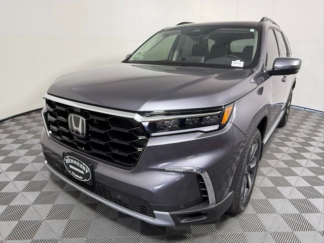 2025 Honda Pilot Elite photo 2