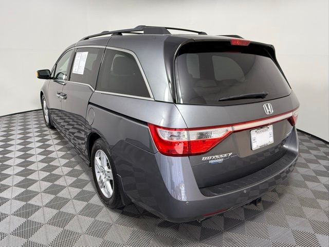 2013 Honda Odyssey Touring photo 4