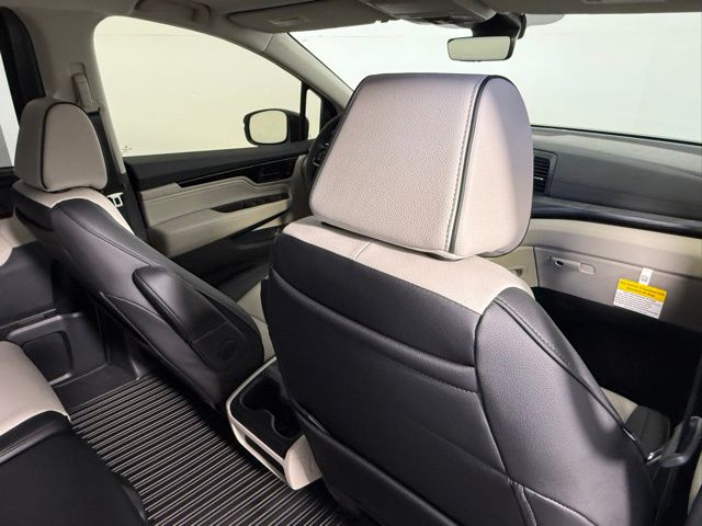 2026 Honda Odyssey Elite - Photo 48