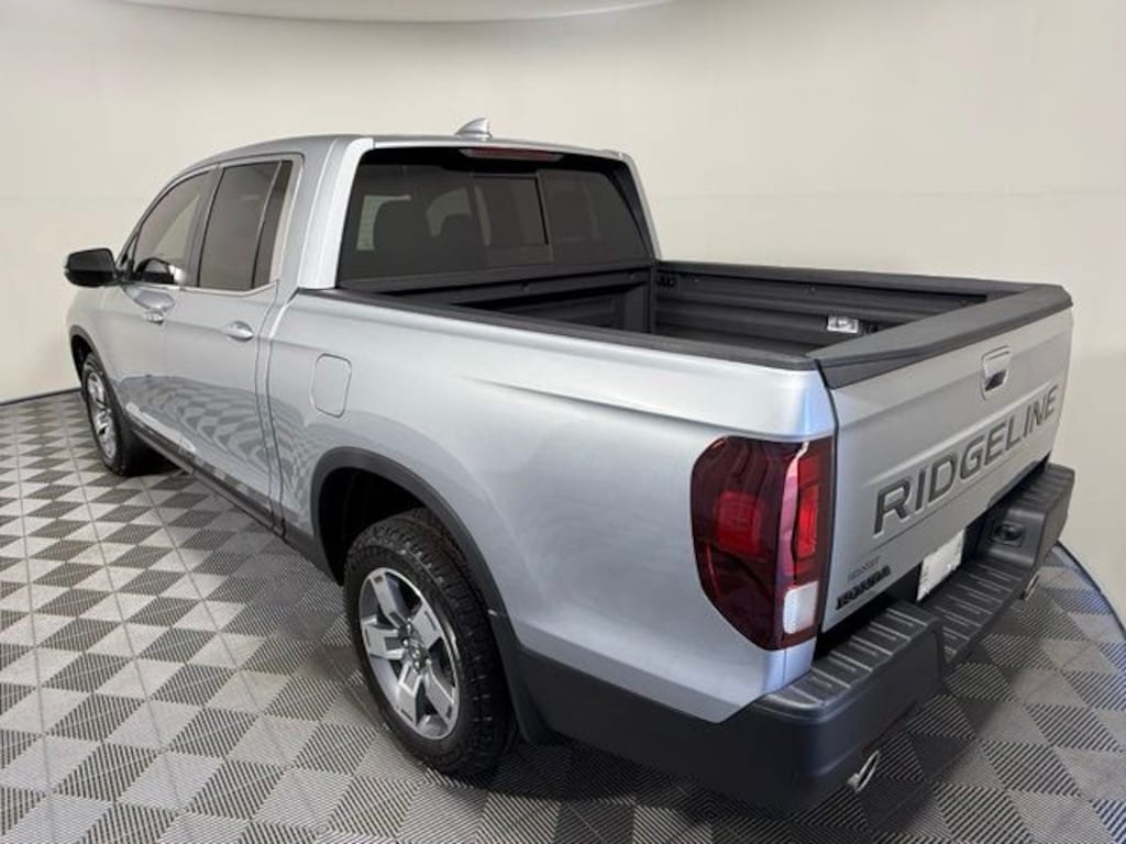 New 2026 Honda Ridgeline RTL Truck Crew Cab