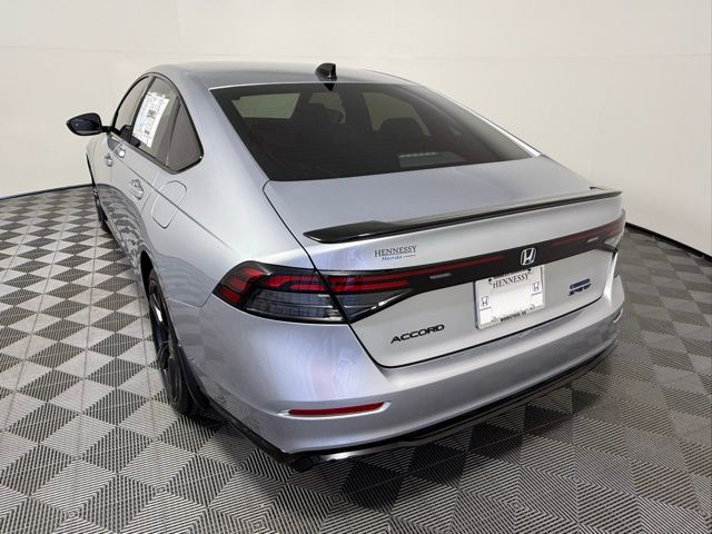 2026 Honda Accord Hybrid Sport-L - Photo 4