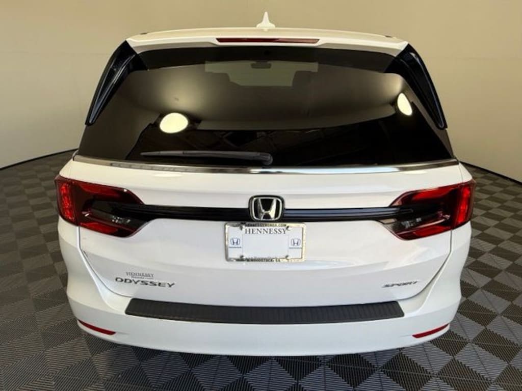 Used 2024 Honda Odyssey Sport Van