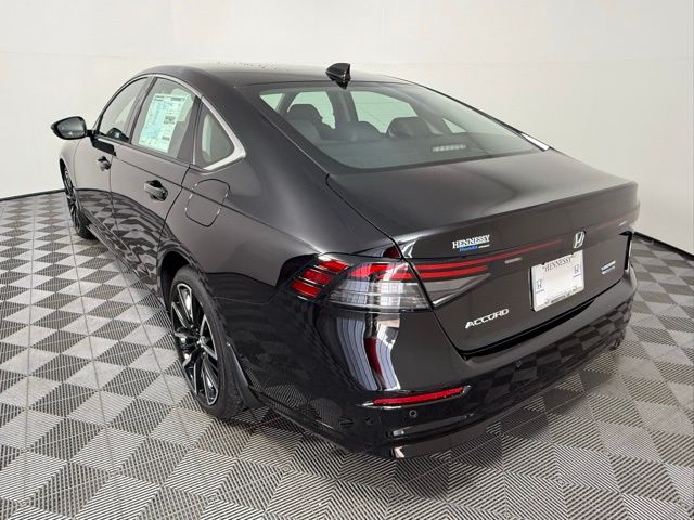 2025 Honda Accord Hybrid Touring photo 4