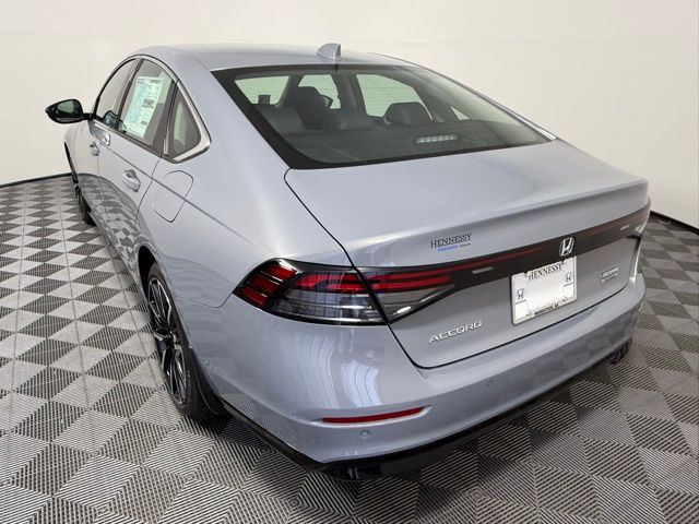 2025 Honda Accord Hybrid Touring photo 4