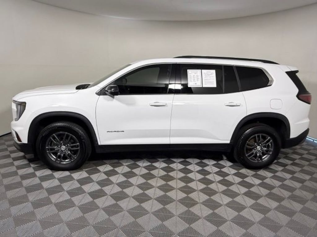 Used 2025 GMC Acadia Elevation SUV