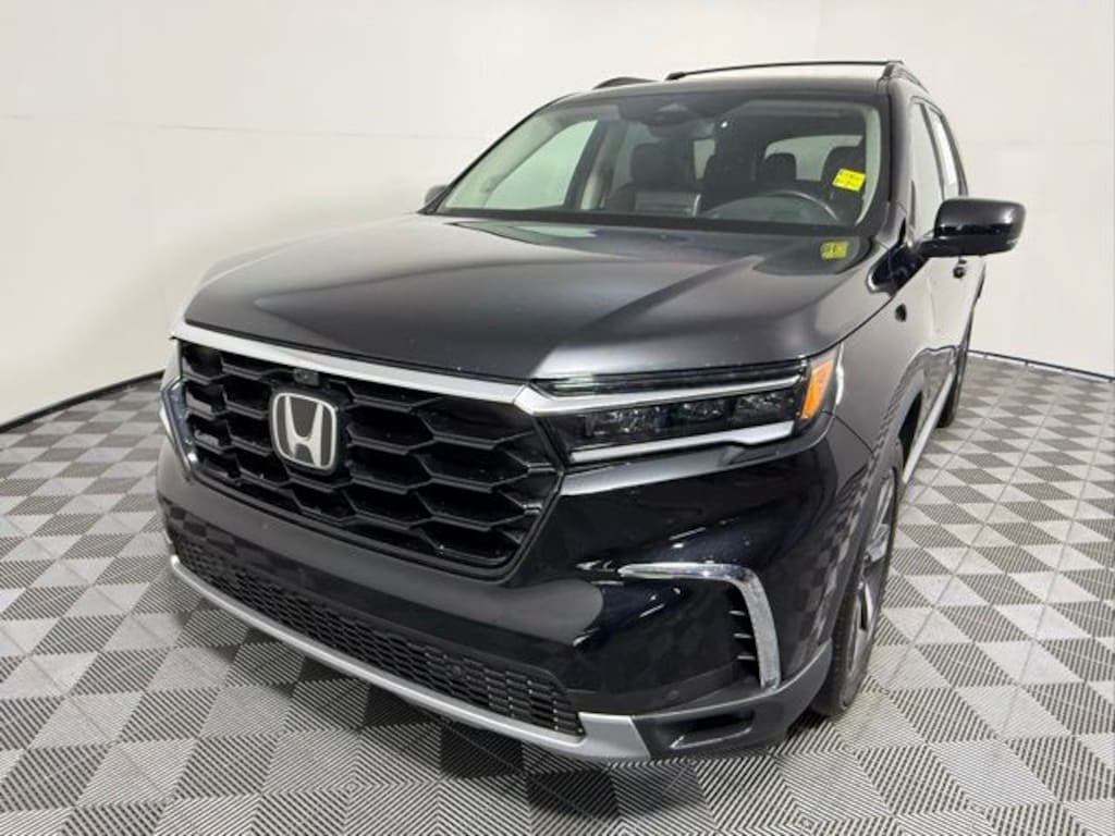 Used 2024 Honda Pilot Elite SUV