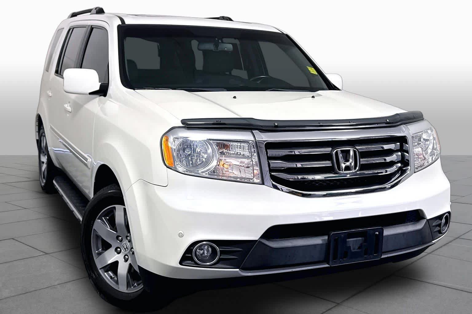 Used 2015 Honda Pilot Touring AWD SUV