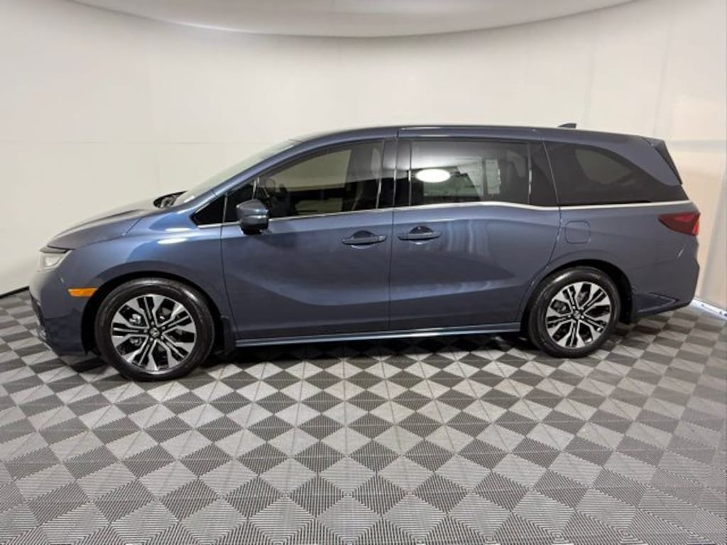 New 2026 Honda Odyssey Elite Van Passenger