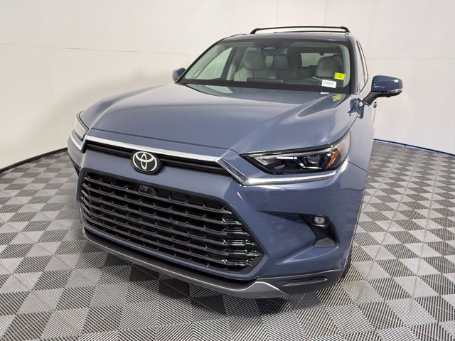 Used 2026 Toyota Grand Highlander Platinum SUV