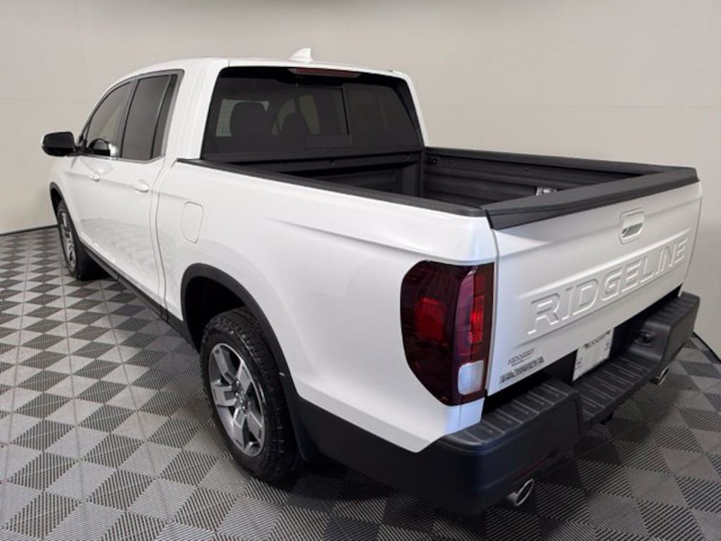 New 2026 Honda Ridgeline RTL Truck Crew Cab