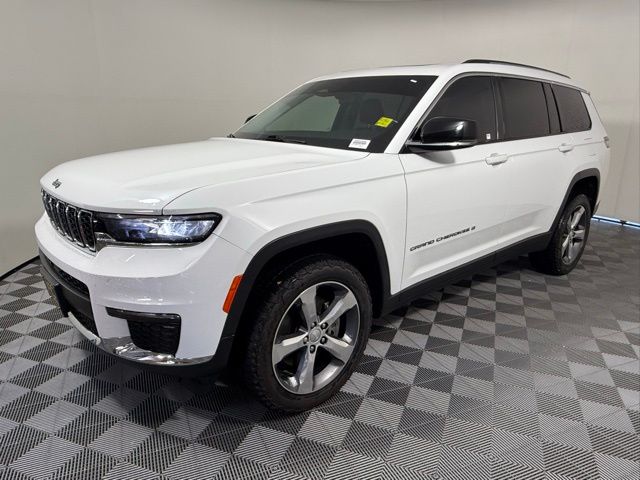 2021 Jeep Grand Cherokee Limited photo 2