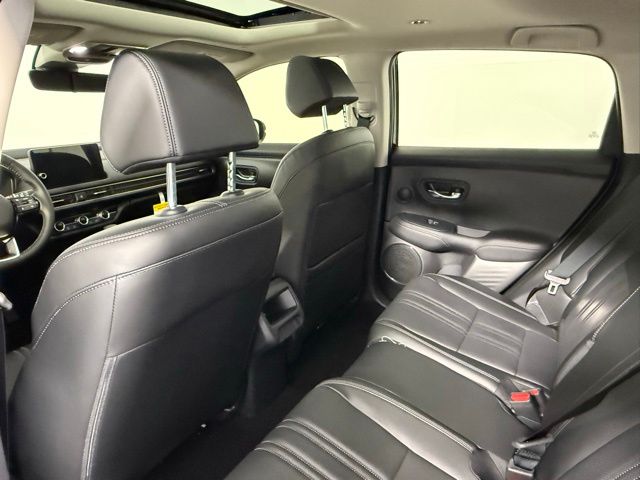 2027 Honda HR-V EX-L - Photo 39