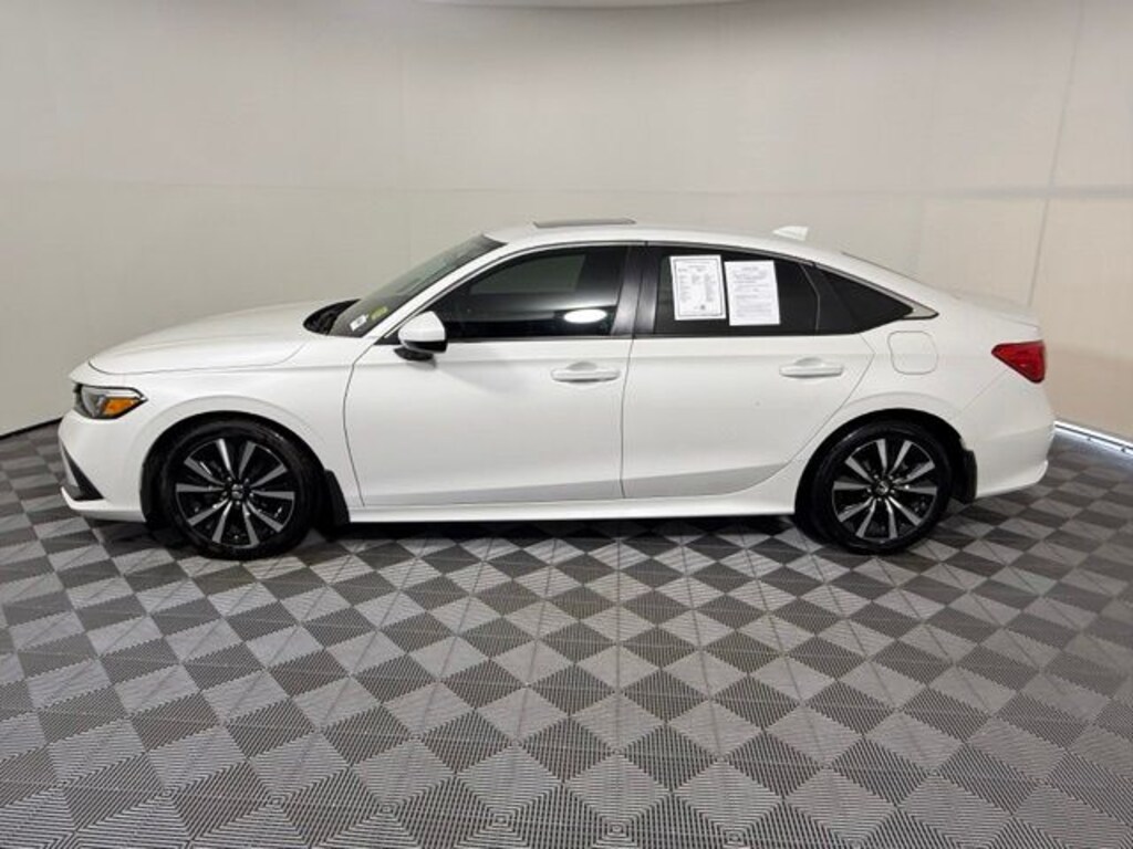 Used 2024 Honda Civic EX Sedan