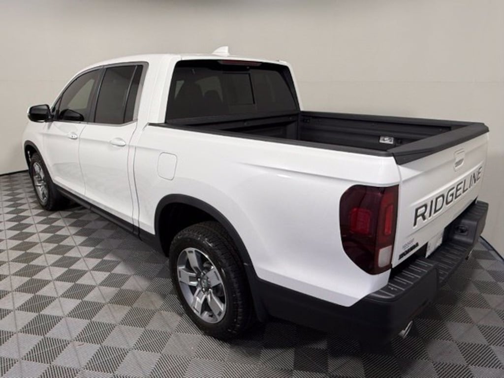 New 2026 Honda Ridgeline RTL Truck Crew Cab