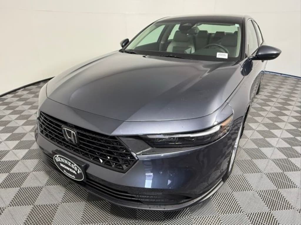 New 2025 Honda Accord LX Sedan