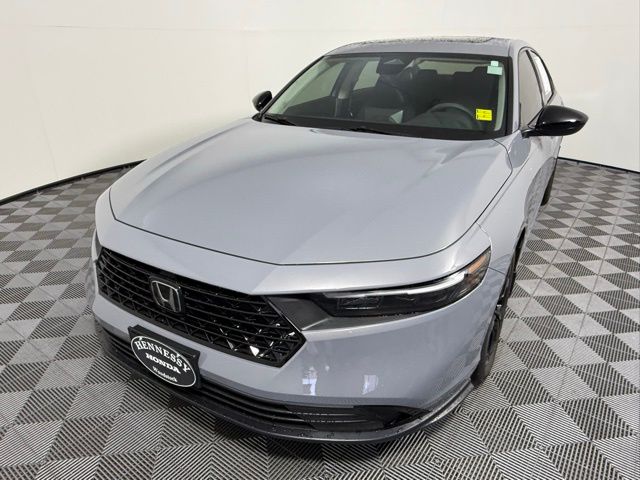 2025 Honda Accord SE photo 2