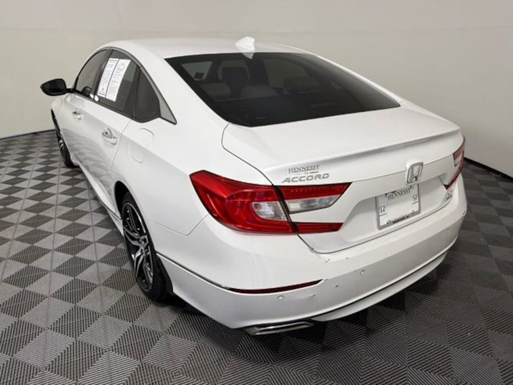 Used 2021 Honda Accord Touring 2.0T Sedan