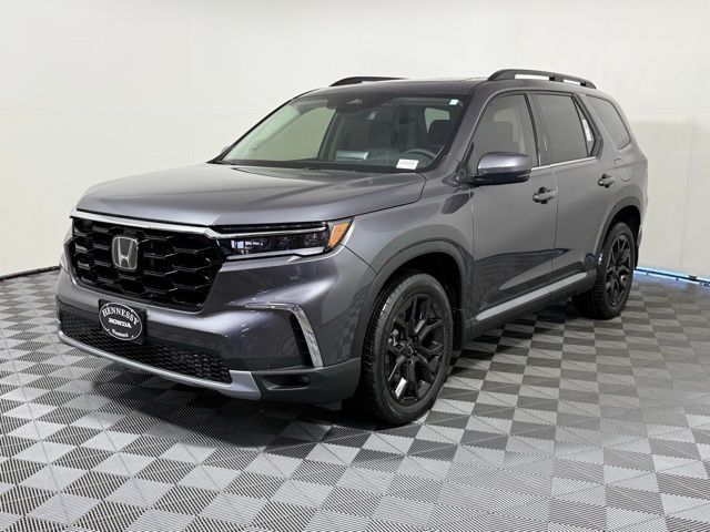 2025 Honda Pilot Touring photo 2