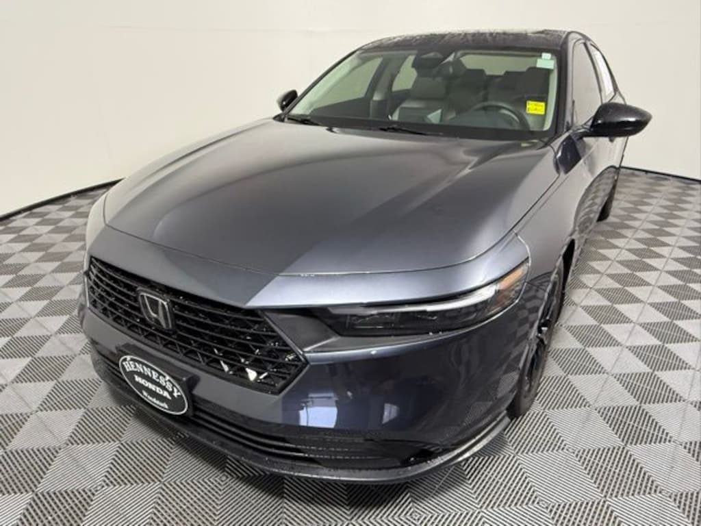 Used 2025 Honda Accord SE Sedan