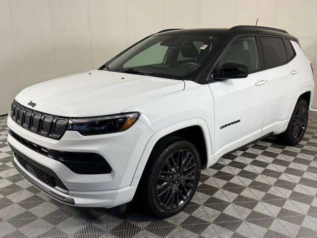 2022 Jeep Compass Limited photo 3