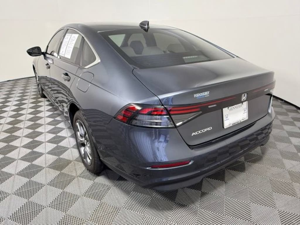 Used 2024 Honda Accord EX Sedan