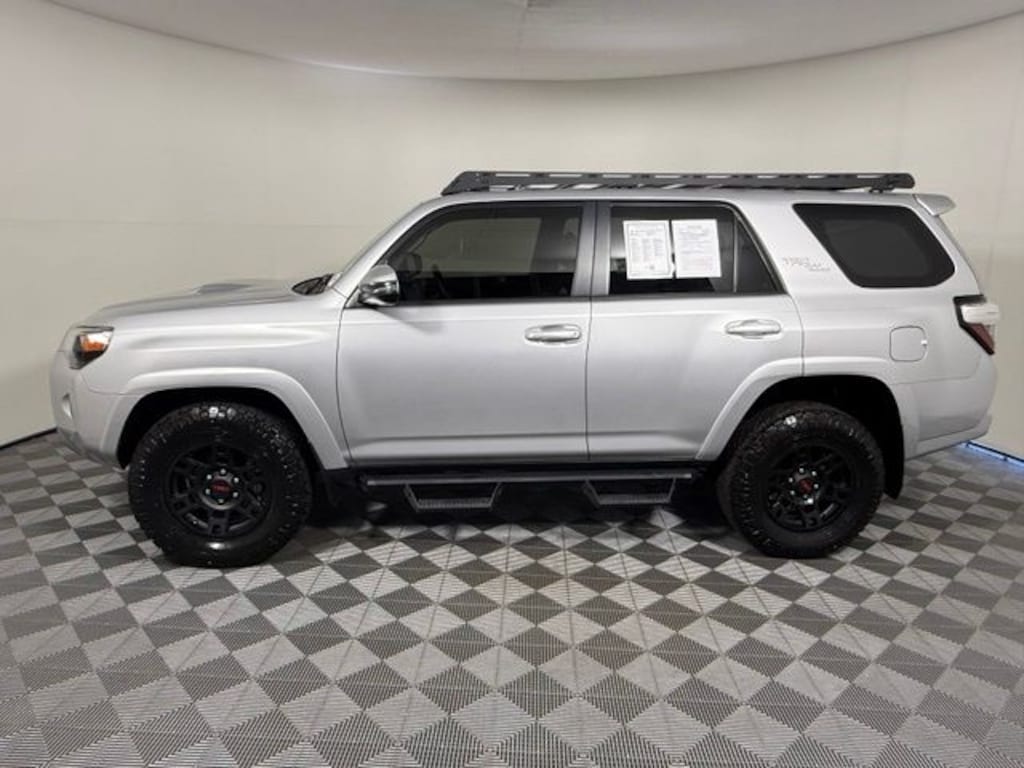 Used 2024 Toyota 4Runner TRD Off Road Premium SUV