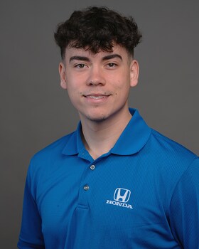 Staff member Gage	Milbourn from ID_2df0f464a126